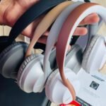 Bose 700 Headphones - Image 8