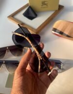 Burberry Unisex sunglasses - Image 6