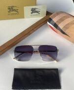 Burberry Unisex Sunglasses - Image 4