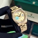 Luxury rlx DayDate Gold edition watch - Image 2