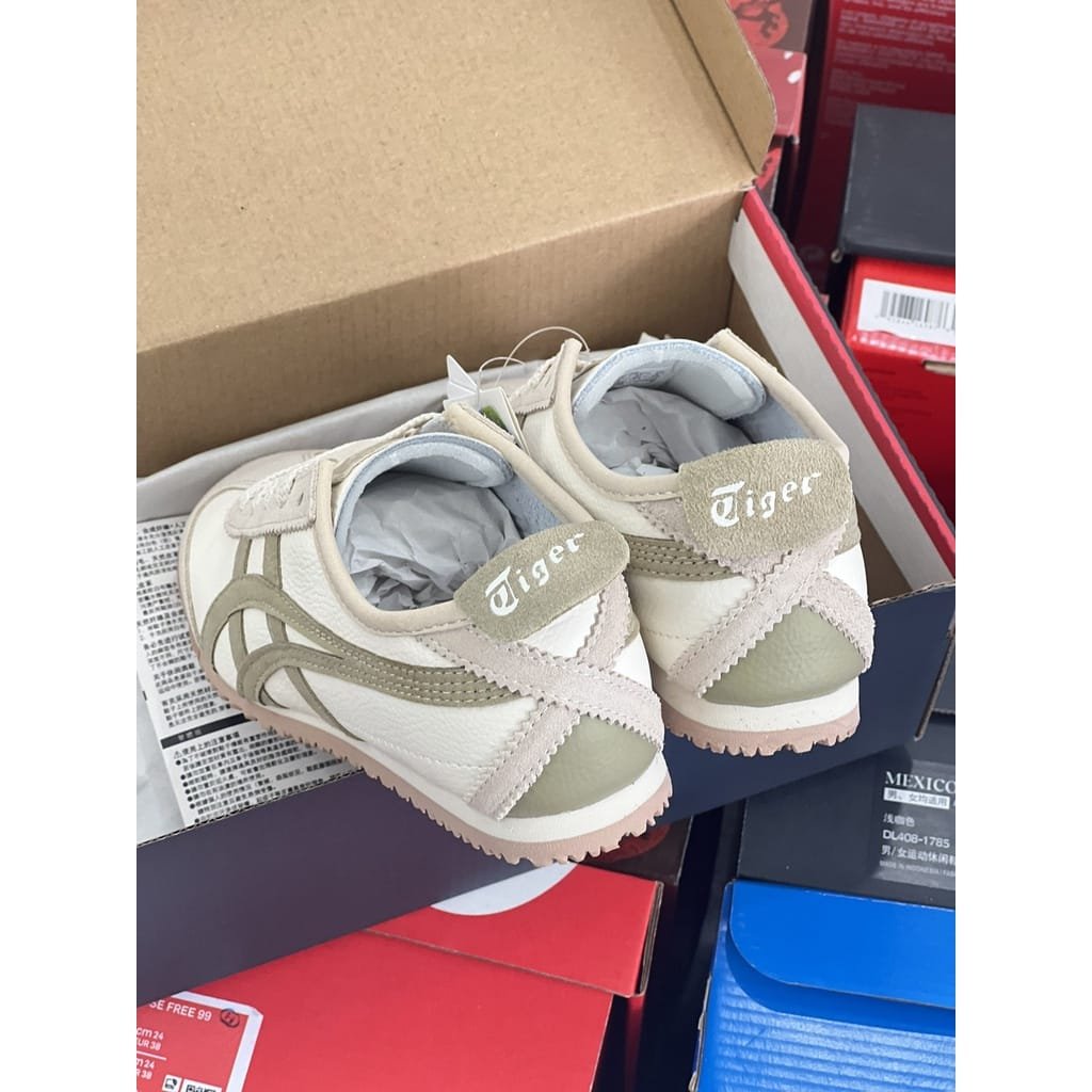 rn-image_picker_lib_temp_054f05d7-c9ae-4275-be88-55596566fd43 Amazing tiger leather shoes - AmazingBaba