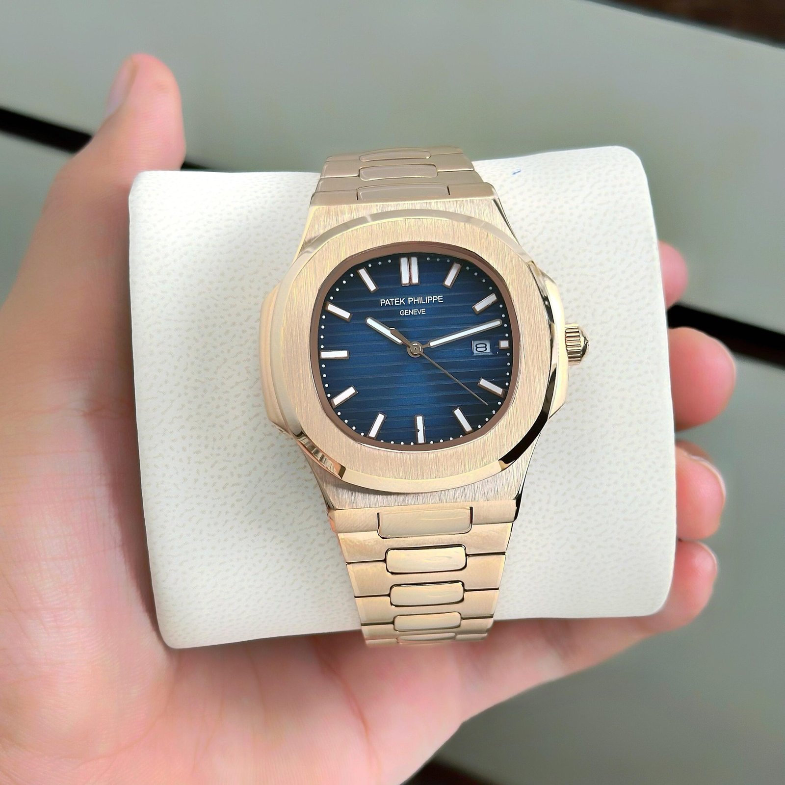 rn-image_picker_lib_temp_0b5dee85-db4b-4022-aafa-1cc4332fa5af Pp Nautilus Premium watch - AmazingBaba