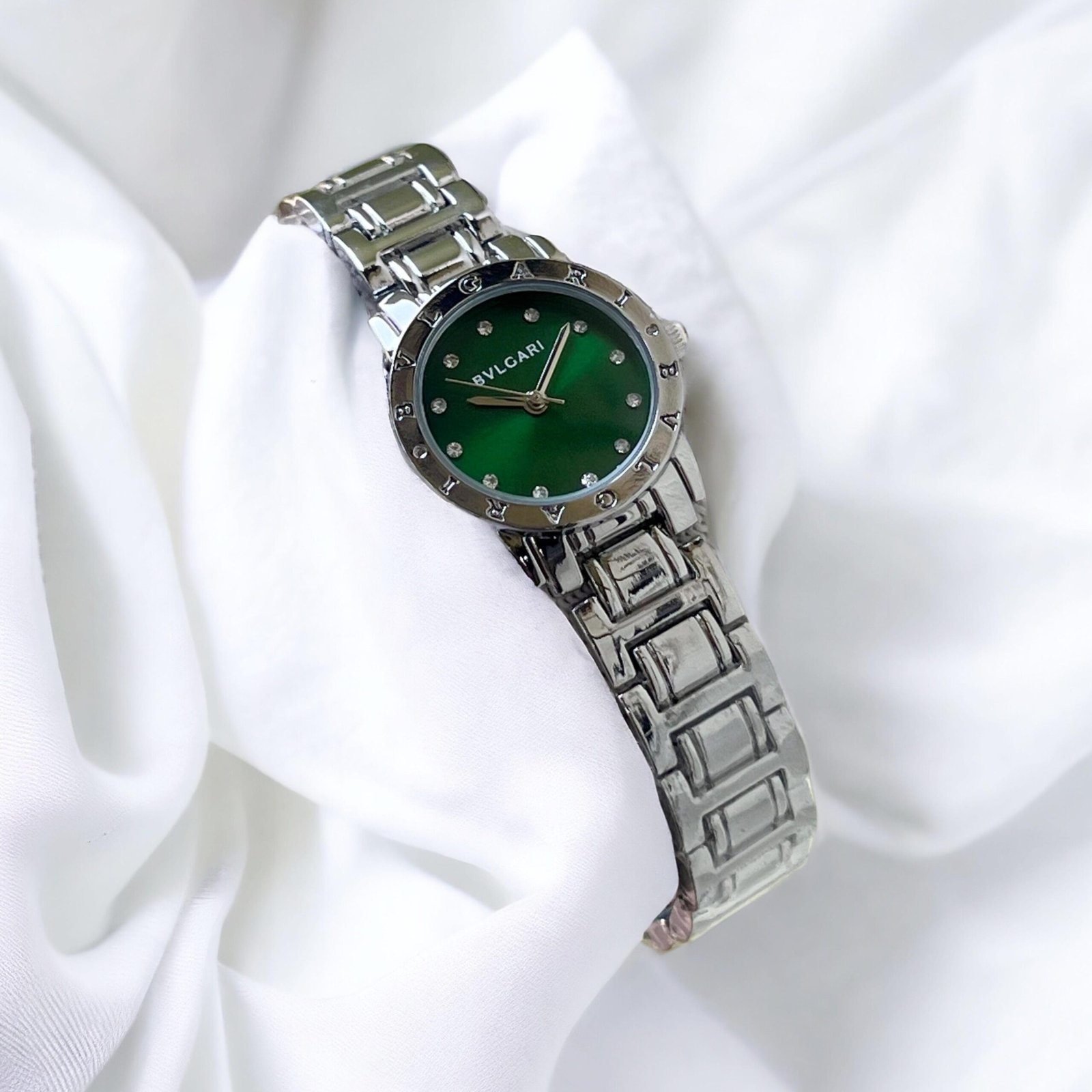 rn-image_picker_lib_temp_117d9930-25a3-4497-8271-04046a7749ee Bgari premium quality women watch - Image 1