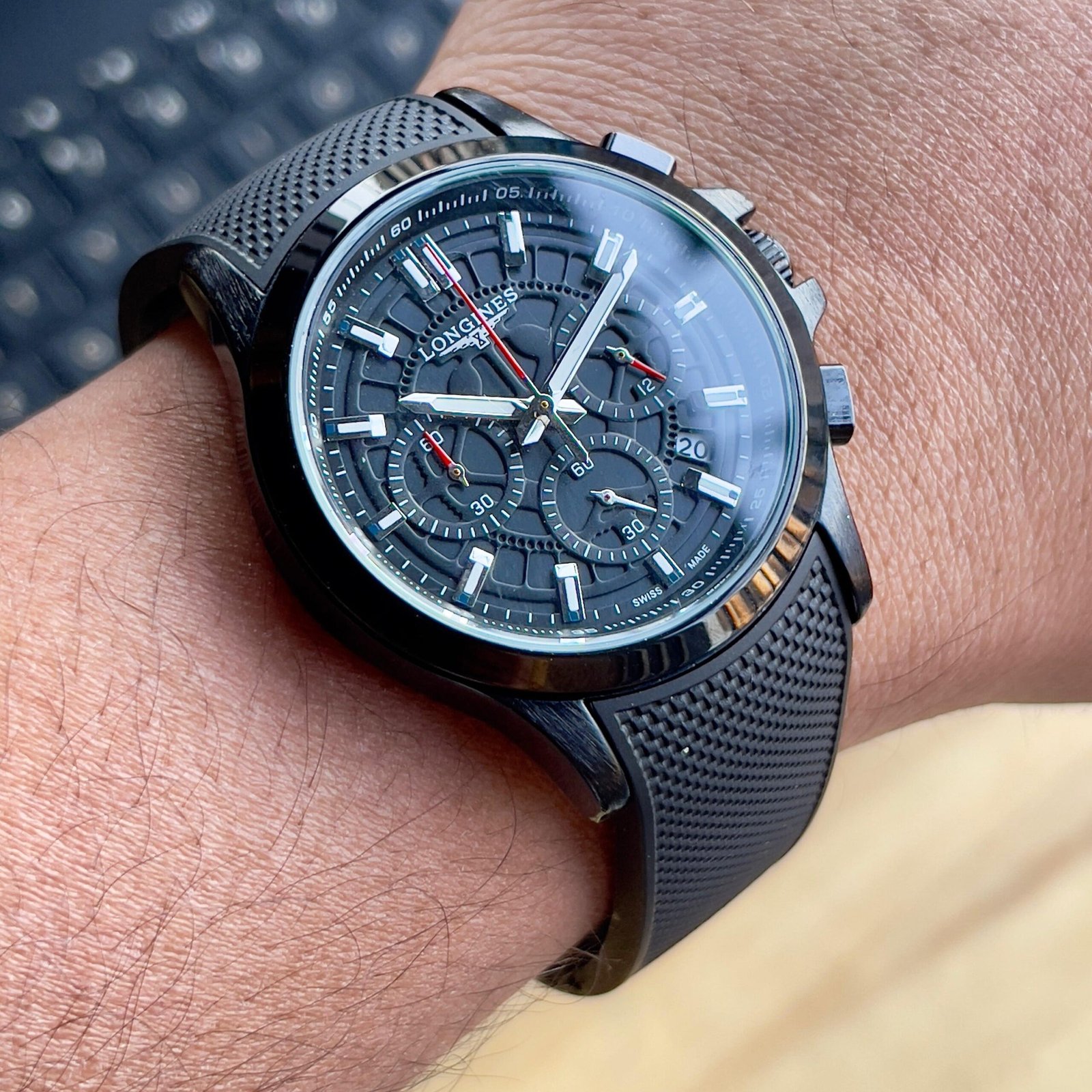 rn-image_picker_lib_temp_386c0dbf-5d08-4af2-b0db-3e39482c817c Amazing quartz luxury men watch - Image 1