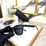 Amazing okly premium sunglasses - Image 5