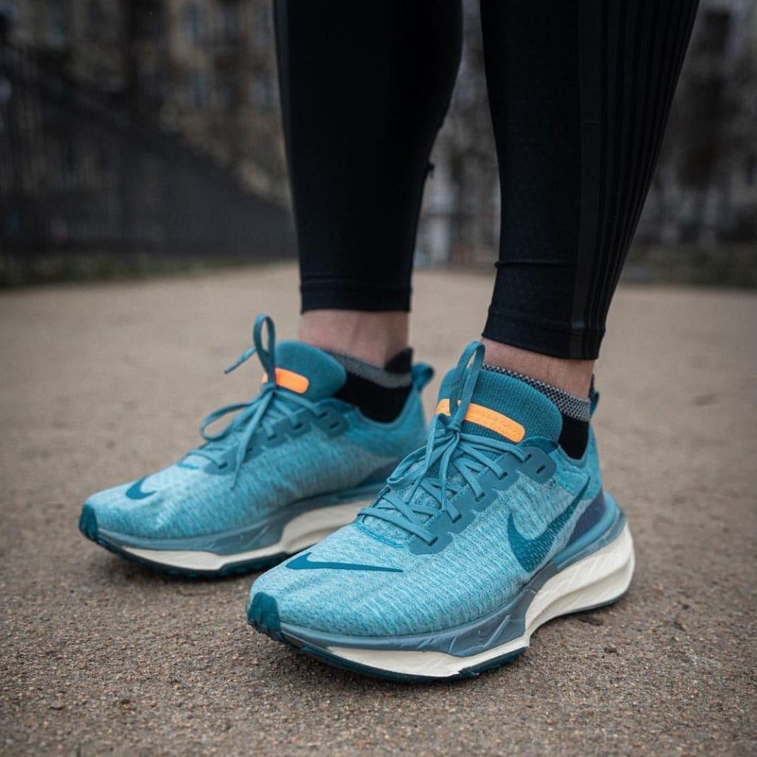 rn-image_picker_lib_temp_5730ea3d-fde6-4bb5-a79c-df2d29f51951 Nk zoom invincible 3 shoes - AmazingBaba