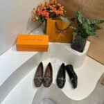 Lv mocassins Shoes - AmazingBaba