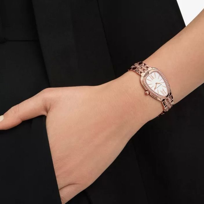 rn-image_picker_lib_temp_b8a984de-5958-4978-aa21-4302134aaea9 Amazing Bvgari premium model watch - Image 1