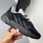 Ad Ozelia Core Black Shoes - AmazingBaba