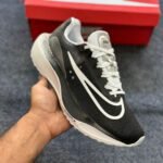 Amazing zoom fly 5 shoes - Image 11