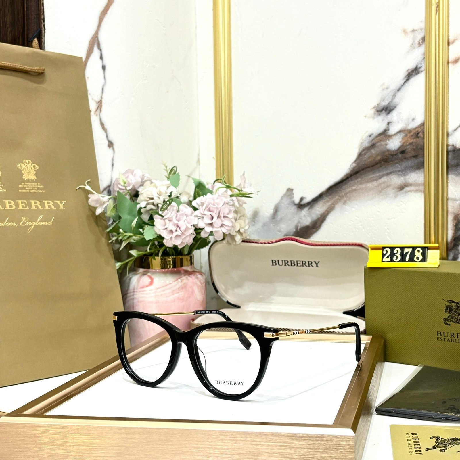 rn-image_picker_lib_temp_c4608390-cc1b-49f7-8b8f-06aca3ed5326 Brbury premium luxury girls sunglasses - AmazingBaba