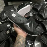 Amazing jrdan super fly slide - Image 3