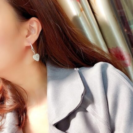 Amazing lv heart shape earrings - AmazingBaba