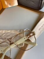 Lv premium transparent unisex luxury sunglasses - Image 8